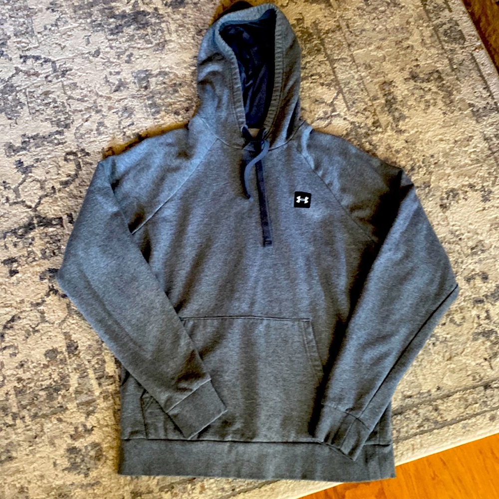 Under Armour Men’s M Hoodie Excellent Condition Like New